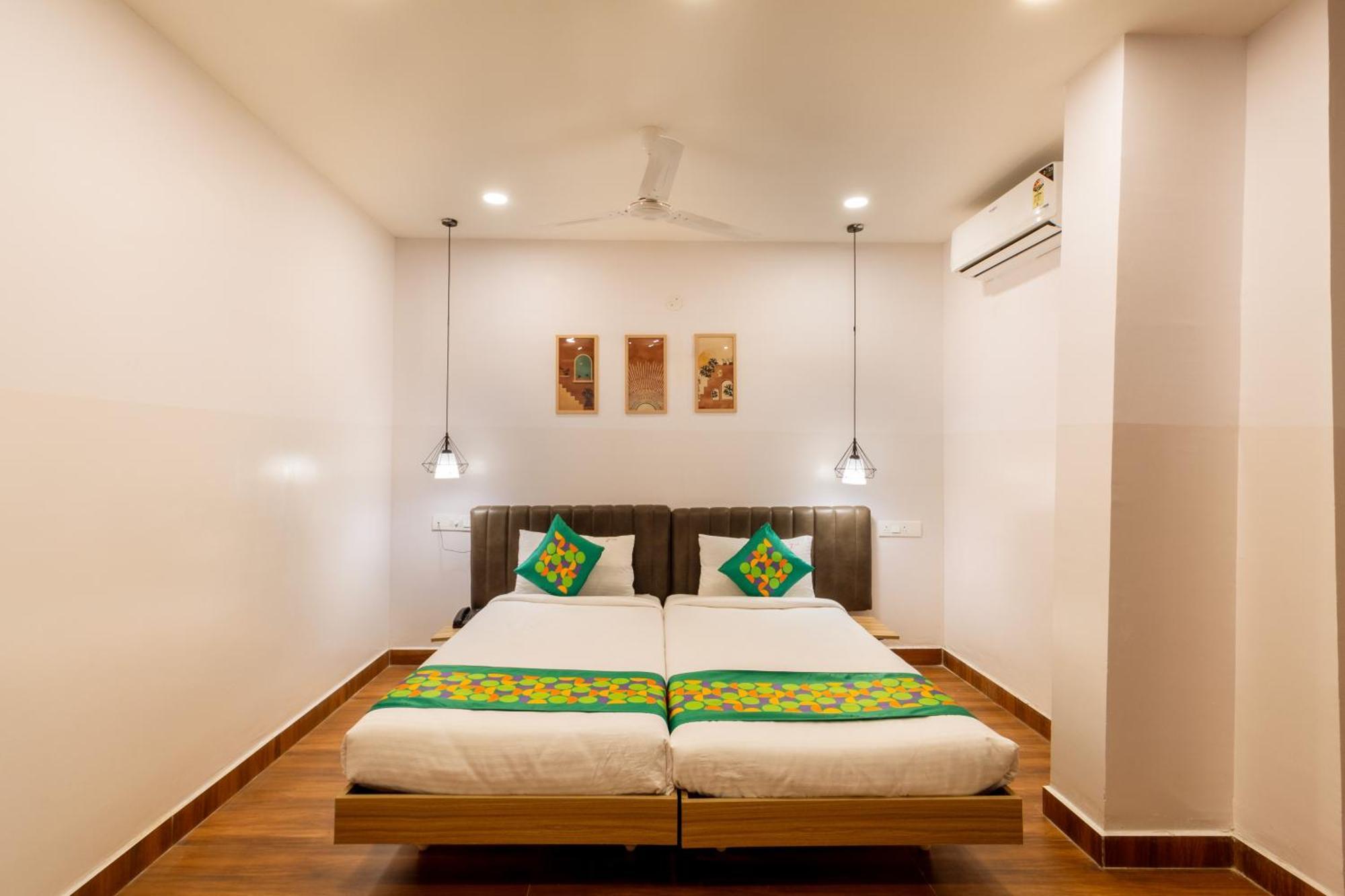 Treebo Trend Hotel Seventh Heaven Haiderabad Buitenkant foto
