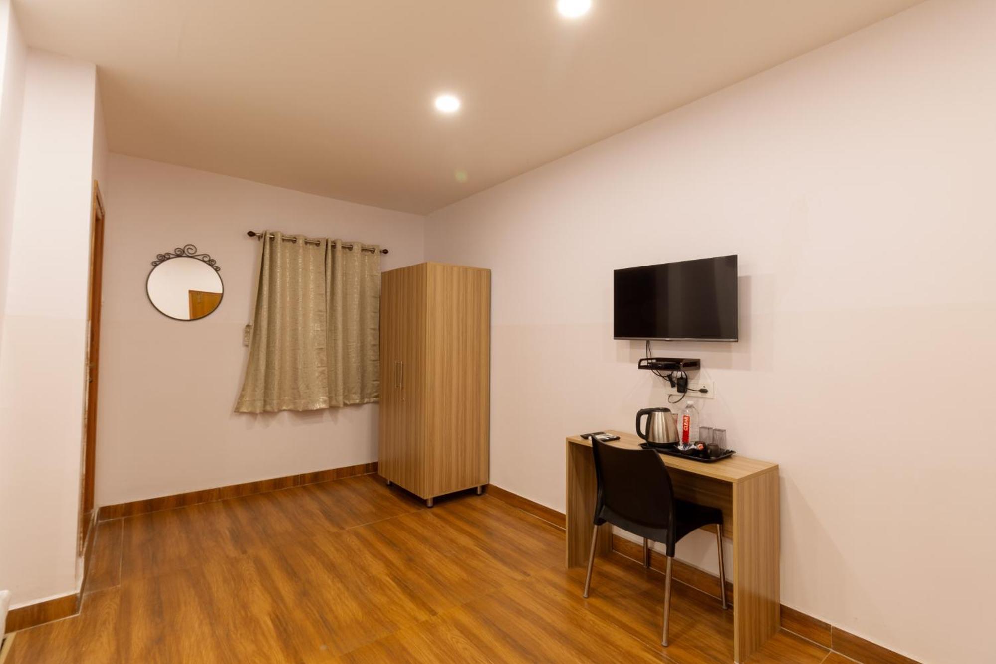 Treebo Trend Hotel Seventh Heaven Haiderabad Buitenkant foto